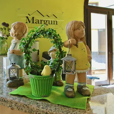 Chesa Margun.49 Apartment *